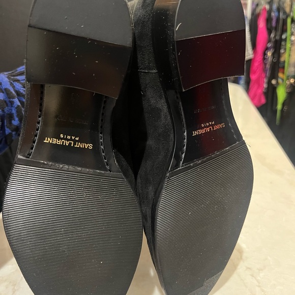 Saint Laurent Man Suede Chelsea Boots original price$1,190 New in Box size10/43 - Picture 3 of 9